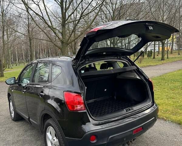 Черный Ниссан Кашкай, объемом двигателя 1.6 л и пробегом 228 тыс. км за 8399 $, фото 11 на Automoto.ua