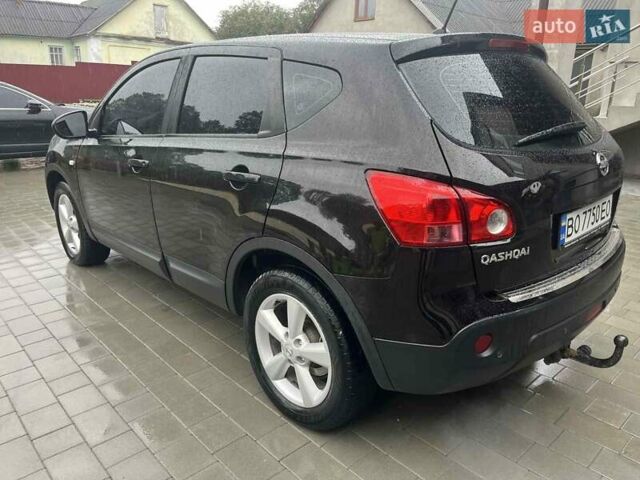 Черный Ниссан Кашкай, объемом двигателя 2 л и пробегом 222 тыс. км за 10700 $, фото 6 на Automoto.ua