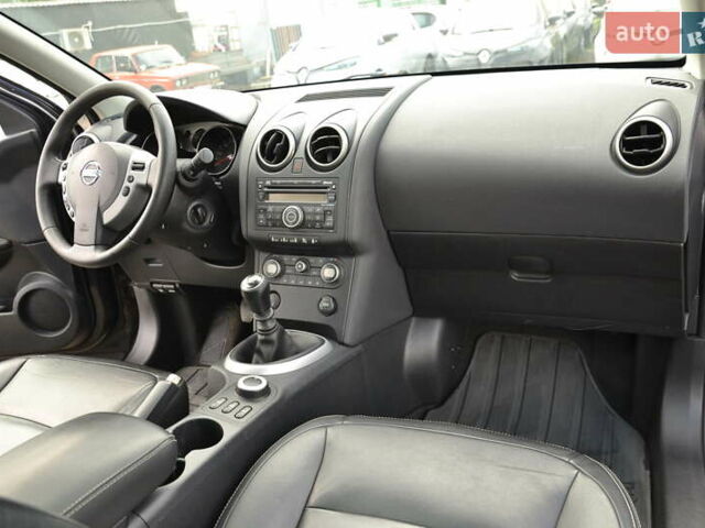 Чорний Ніссан Кашкай, об'ємом двигуна 2 л та пробігом 190 тис. км за 8999 $, фото 23 на Automoto.ua
