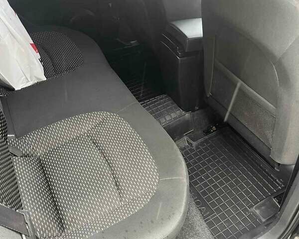 Черный Ниссан Кашкай, объемом двигателя 2 л и пробегом 222 тыс. км за 10700 $, фото 10 на Automoto.ua
