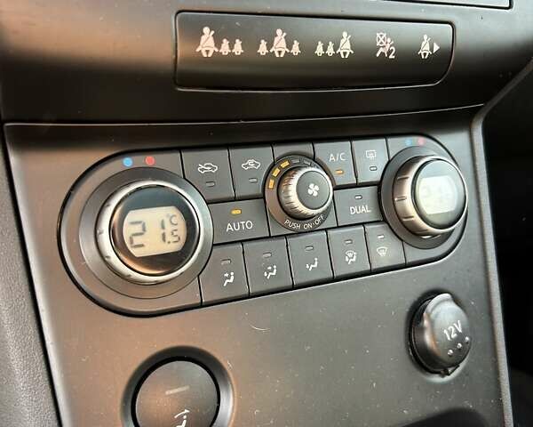 Черный Ниссан Кашкай, объемом двигателя 1.5 л и пробегом 219 тыс. км за 8800 $, фото 23 на Automoto.ua