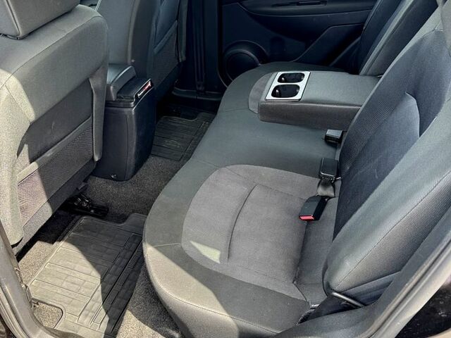 Чорний Ніссан Кашкай, об'ємом двигуна 2 л та пробігом 212 тис. км за 11200 $, фото 7 на Automoto.ua