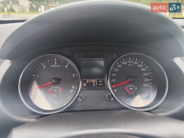 Черный Ниссан Кашкай, объемом двигателя 1.5 л и пробегом 217 тыс. км за 9850 $, фото 21 на Automoto.ua