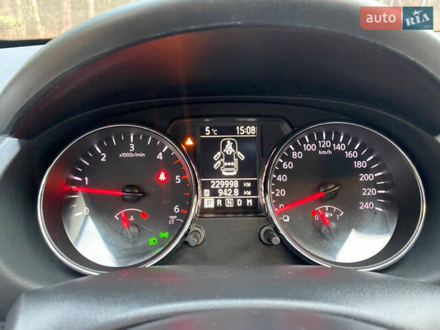 Черный Ниссан Кашкай, объемом двигателя 2 л и пробегом 230 тыс. км за 11999 $, фото 69 на Automoto.ua