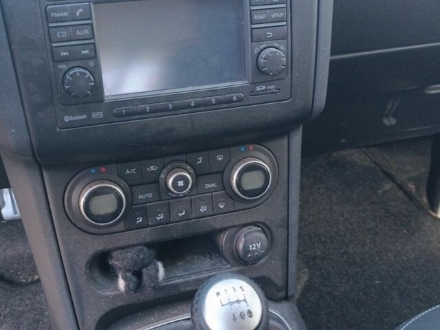 Черный Ниссан Кашкай, объемом двигателя 2 л и пробегом 169 тыс. км за 9799 $, фото 6 на Automoto.ua