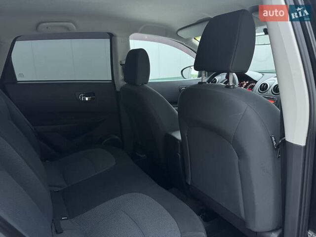 Черный Ниссан Кашкай, объемом двигателя 1.6 л и пробегом 168 тыс. км за 9500 $, фото 13 на Automoto.ua