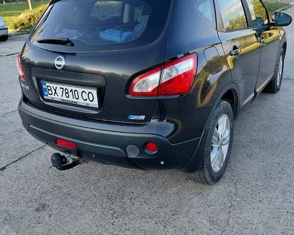 Черный Ниссан Кашкай, объемом двигателя 1.5 л и пробегом 236 тыс. км за 10800 $, фото 4 на Automoto.ua