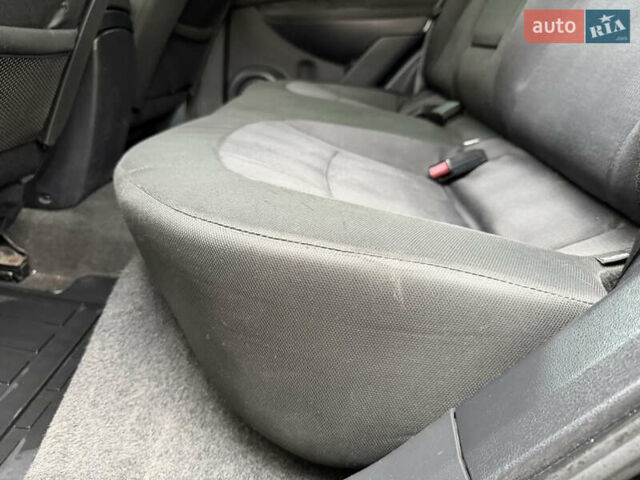 Черный Ниссан Кашкай, объемом двигателя 1.46 л и пробегом 330 тыс. км за 9000 $, фото 63 на Automoto.ua