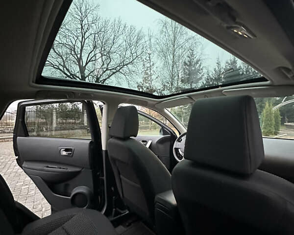 Черный Ниссан Кашкай, объемом двигателя 1.46 л и пробегом 266 тыс. км за 9400 $, фото 27 на Automoto.ua