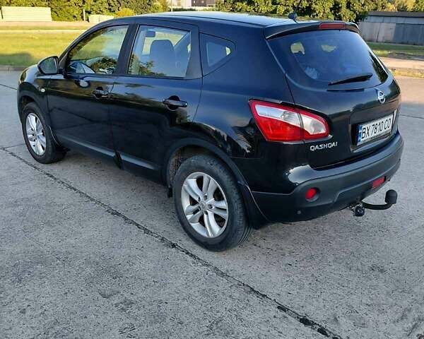 Черный Ниссан Кашкай, объемом двигателя 1.5 л и пробегом 236 тыс. км за 10800 $, фото 3 на Automoto.ua