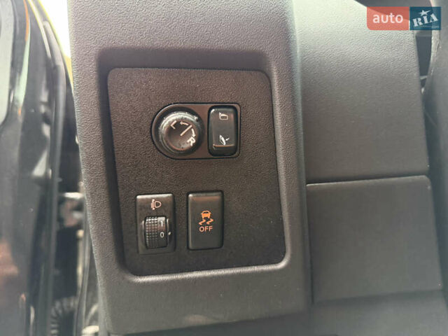 Черный Ниссан Кашкай, объемом двигателя 1.46 л и пробегом 330 тыс. км за 9000 $, фото 55 на Automoto.ua