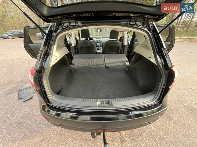 Чорний Ніссан Кашкай, об'ємом двигуна 2 л та пробігом 230 тис. км за 12299 $, фото 163 на Automoto.ua