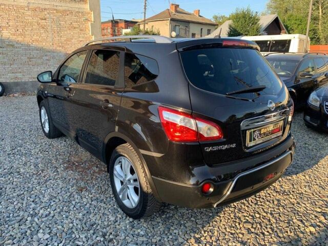 Черный Ниссан Кашкай, объемом двигателя 1.5 л и пробегом 228 тыс. км за 9899 $, фото 4 на Automoto.ua