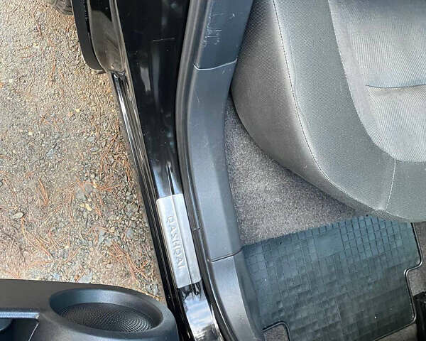 Черный Ниссан Кашкай, объемом двигателя 2 л и пробегом 230 тыс. км за 11999 $, фото 84 на Automoto.ua