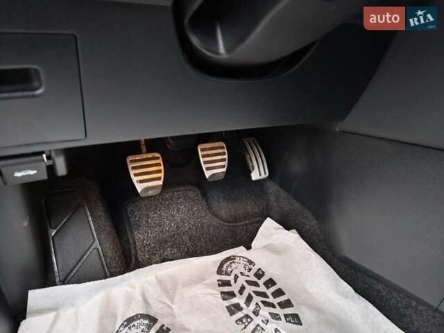 Черный Ниссан Кашкай, объемом двигателя 2 л и пробегом 202 тыс. км за 10750 $, фото 19 на Automoto.ua