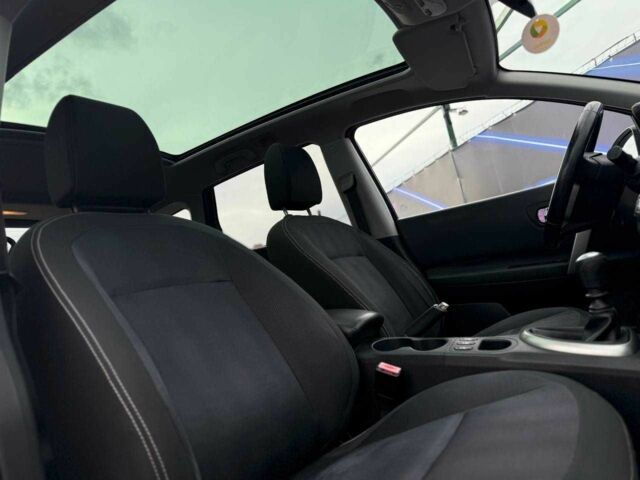 Черный Ниссан Кашкай, объемом двигателя 2 л и пробегом 192 тыс. км за 10999 $, фото 10 на Automoto.ua