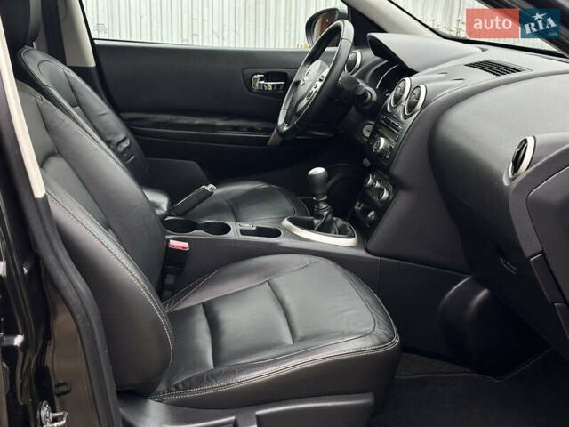 Черный Ниссан Кашкай, объемом двигателя 1.46 л и пробегом 254 тыс. км за 9800 $, фото 6 на Automoto.ua