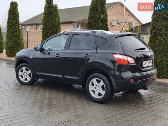 Черный Ниссан Кашкай, объемом двигателя 2 л и пробегом 202 тыс. км за 10750 $, фото 3 на Automoto.ua