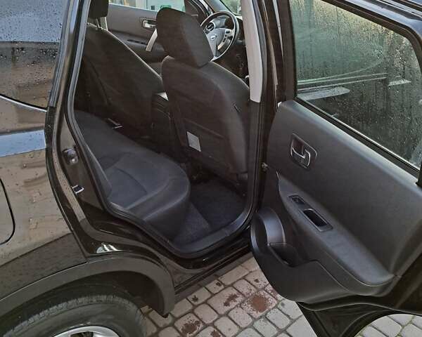 Черный Ниссан Кашкай, объемом двигателя 0 л и пробегом 207 тыс. км за 10500 $, фото 40 на Automoto.ua