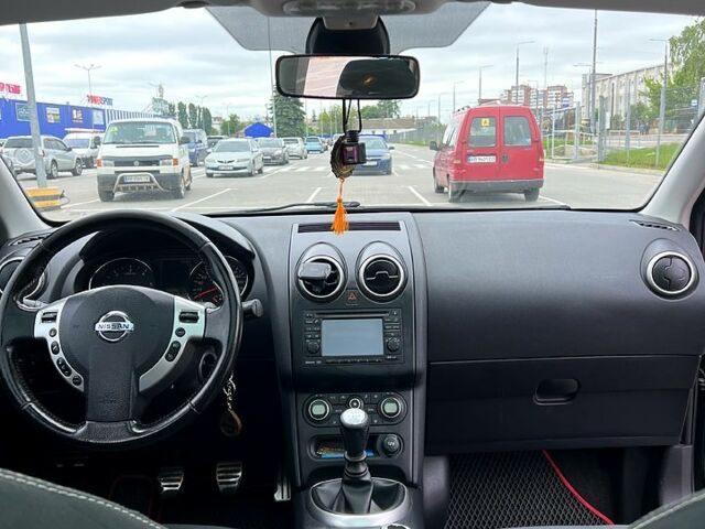 Черный Ниссан Кашкай, объемом двигателя 2 л и пробегом 255 тыс. км за 10750 $, фото 3 на Automoto.ua