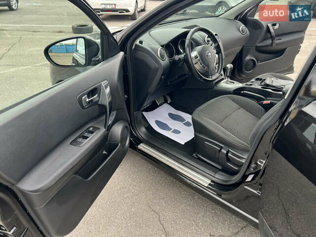 Черный Ниссан Кашкай, объемом двигателя 2 л и пробегом 230 тыс. км за 11900 $, фото 13 на Automoto.ua