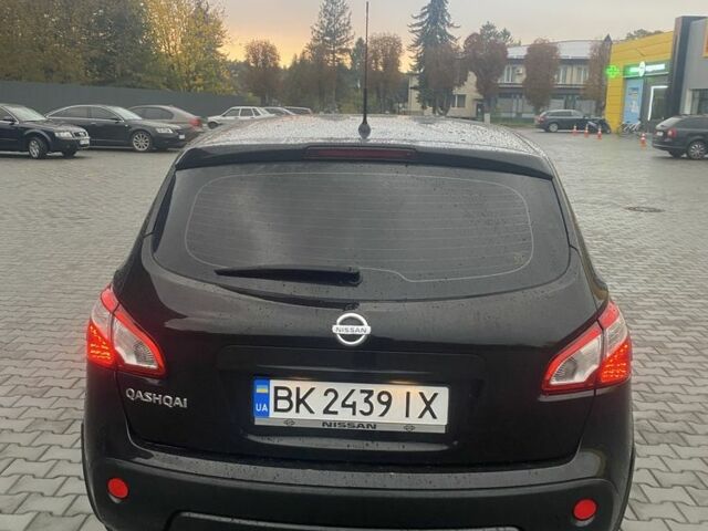 Чорний Ніссан Кашкай, об'ємом двигуна 1.6 л та пробігом 206 тис. км за 9850 $, фото 13 на Automoto.ua