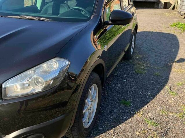 Черный Ниссан Кашкай, объемом двигателя 1.6 л и пробегом 174 тыс. км за 8900 $, фото 7 на Automoto.ua