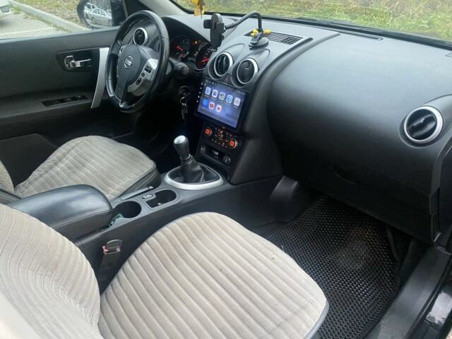 Черный Ниссан Кашкай, объемом двигателя 1.5 л и пробегом 255 тыс. км за 9750 $, фото 7 на Automoto.ua