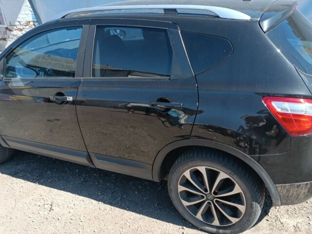 Черный Ниссан Кашкай, объемом двигателя 2 л и пробегом 169 тыс. км за 9799 $, фото 1 на Automoto.ua