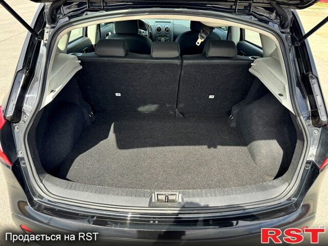 Чорний Ніссан Кашкай, об'ємом двигуна 2 л та пробігом 212 тис. км за 11200 $, фото 8 на Automoto.ua