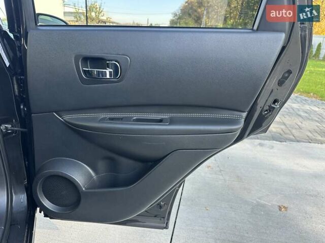 Черный Ниссан Кашкай, объемом двигателя 2 л и пробегом 121 тыс. км за 13999 $, фото 42 на Automoto.ua