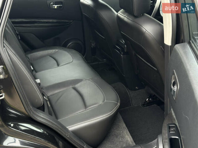 Черный Ниссан Кашкай, объемом двигателя 1.46 л и пробегом 254 тыс. км за 9800 $, фото 7 на Automoto.ua