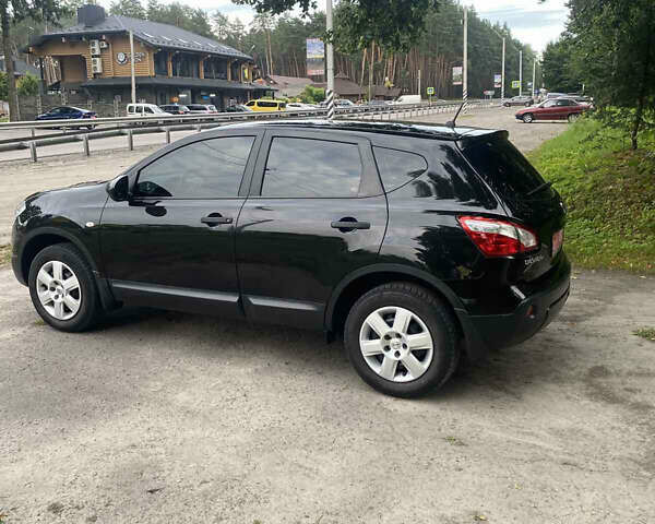 Чорний Ніссан Кашкай, об'ємом двигуна 1.6 л та пробігом 200 тис. км за 9999 $, фото 12 на Automoto.ua