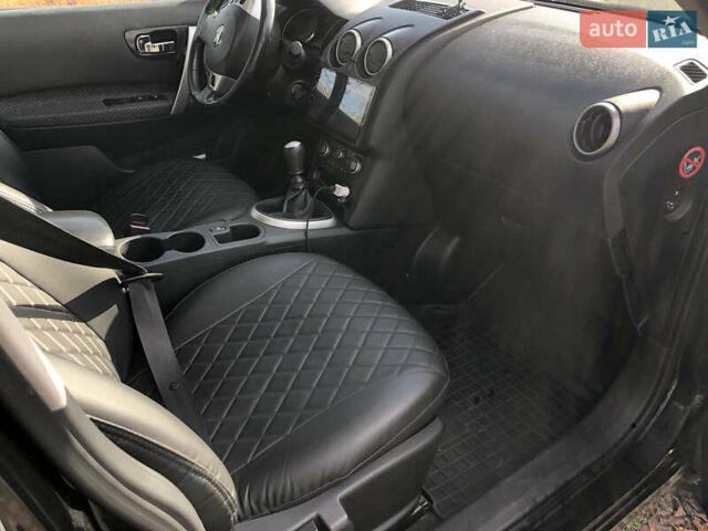 Черный Ниссан Кашкай, объемом двигателя 1.5 л и пробегом 229 тыс. км за 9400 $, фото 7 на Automoto.ua