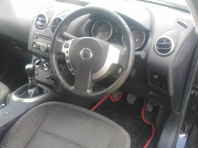 Черный Ниссан Кашкай, объемом двигателя 1.5 л и пробегом 166 тыс. км за 3009 $, фото 5 на Automoto.ua