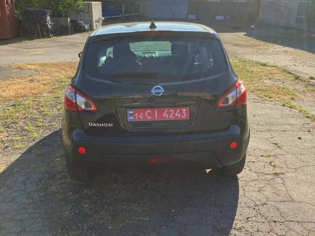 Черный Ниссан Кашкай, объемом двигателя 1.6 л и пробегом 174 тыс. км за 8900 $, фото 3 на Automoto.ua