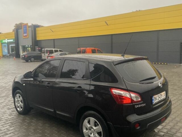 Чорний Ніссан Кашкай, об'ємом двигуна 1.6 л та пробігом 206 тис. км за 9850 $, фото 6 на Automoto.ua