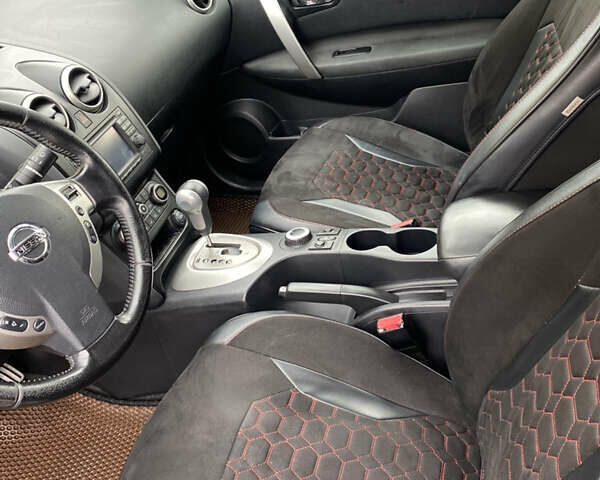 Черный Ниссан Кашкай, объемом двигателя 2 л и пробегом 235 тыс. км за 10700 $, фото 19 на Automoto.ua