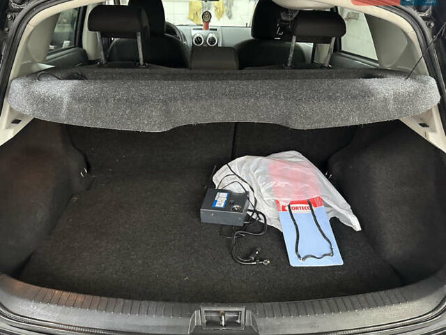 Черный Ниссан Кашкай, объемом двигателя 1.5 л и пробегом 245 тыс. км за 9950 $, фото 18 на Automoto.ua