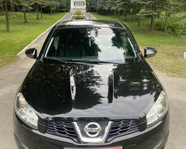 Чорний Ніссан Кашкай, об'ємом двигуна 1.6 л та пробігом 200 тис. км за 9999 $, фото 25 на Automoto.ua