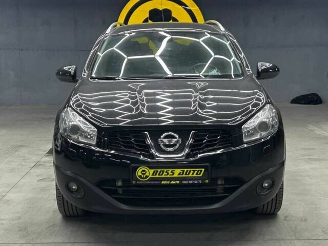 Черный Ниссан Кашкай, объемом двигателя 2 л и пробегом 200 тыс. км за 12600 $, фото 1 на Automoto.ua