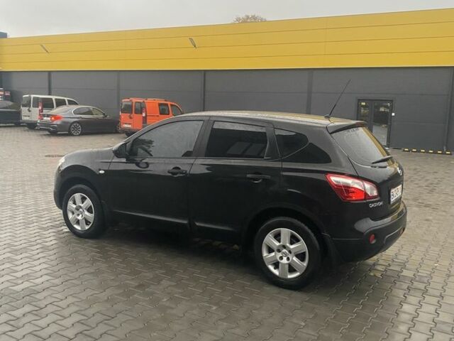 Чорний Ніссан Кашкай, об'ємом двигуна 1.6 л та пробігом 206 тис. км за 9850 $, фото 5 на Automoto.ua