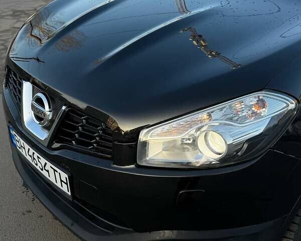 Чорний Ніссан Кашкай, об'ємом двигуна 1.5 л та пробігом 224 тис. км за 10800 $, фото 54 на Automoto.ua