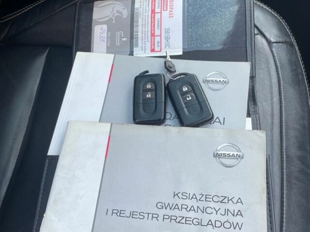 Черный Ниссан Кашкай, объемом двигателя 2 л и пробегом 268 тыс. км за 11000 $, фото 6 на Automoto.ua