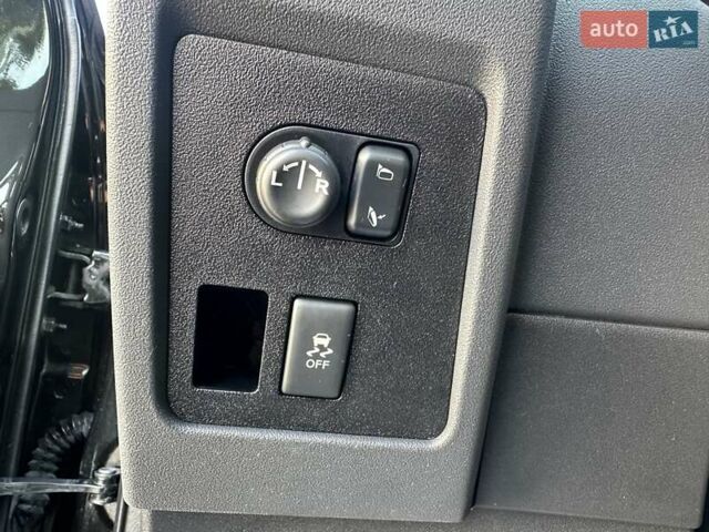 Черный Ниссан Кашкай, объемом двигателя 2 л и пробегом 121 тыс. км за 13999 $, фото 26 на Automoto.ua