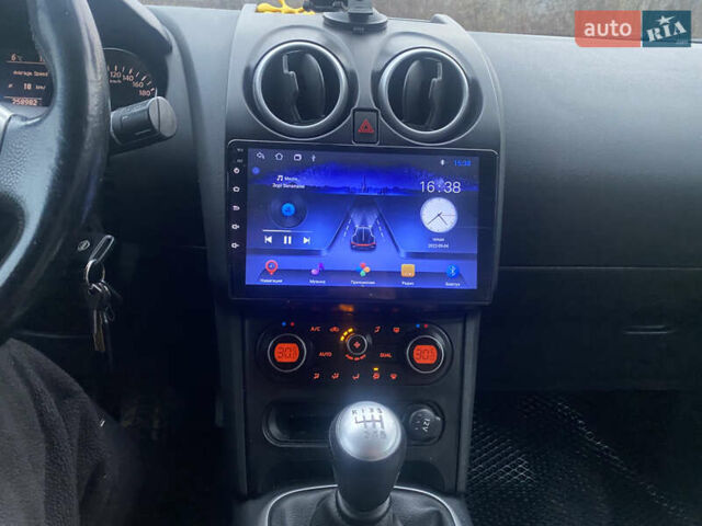 Черный Ниссан Кашкай, объемом двигателя 1.46 л и пробегом 255 тыс. км за 9750 $, фото 16 на Automoto.ua