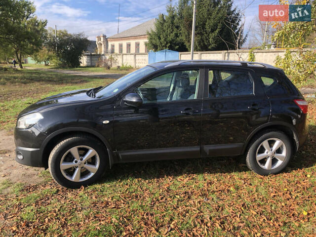 Черный Ниссан Кашкай, объемом двигателя 1.5 л и пробегом 229 тыс. км за 9400 $, фото 3 на Automoto.ua