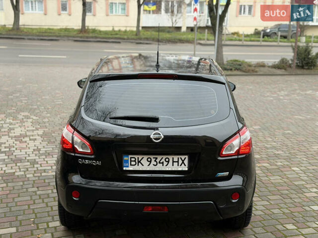 Черный Ниссан Кашкай, объемом двигателя 1.46 л и пробегом 330 тыс. км за 9000 $, фото 23 на Automoto.ua