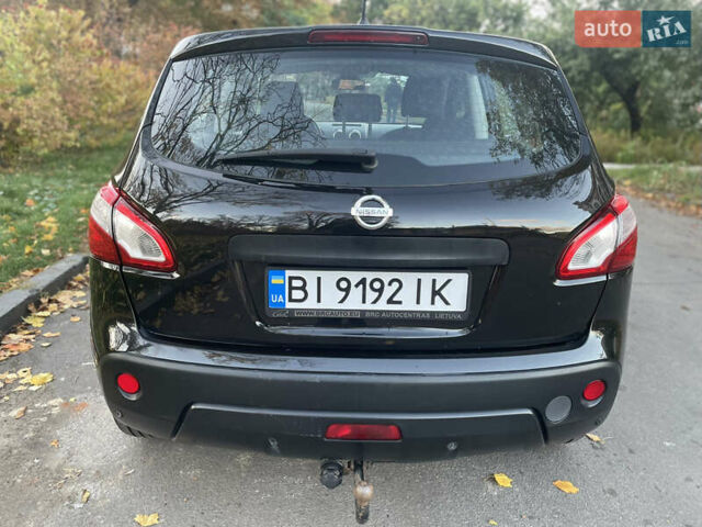 Черный Ниссан Кашкай, объемом двигателя 2 л и пробегом 189 тыс. км за 10600 $, фото 13 на Automoto.ua