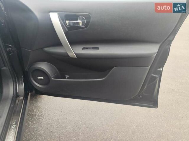 Черный Ниссан Кашкай, объемом двигателя 1.5 л и пробегом 217 тыс. км за 9850 $, фото 38 на Automoto.ua
